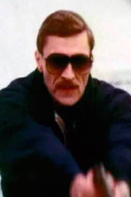 Александр Исаев