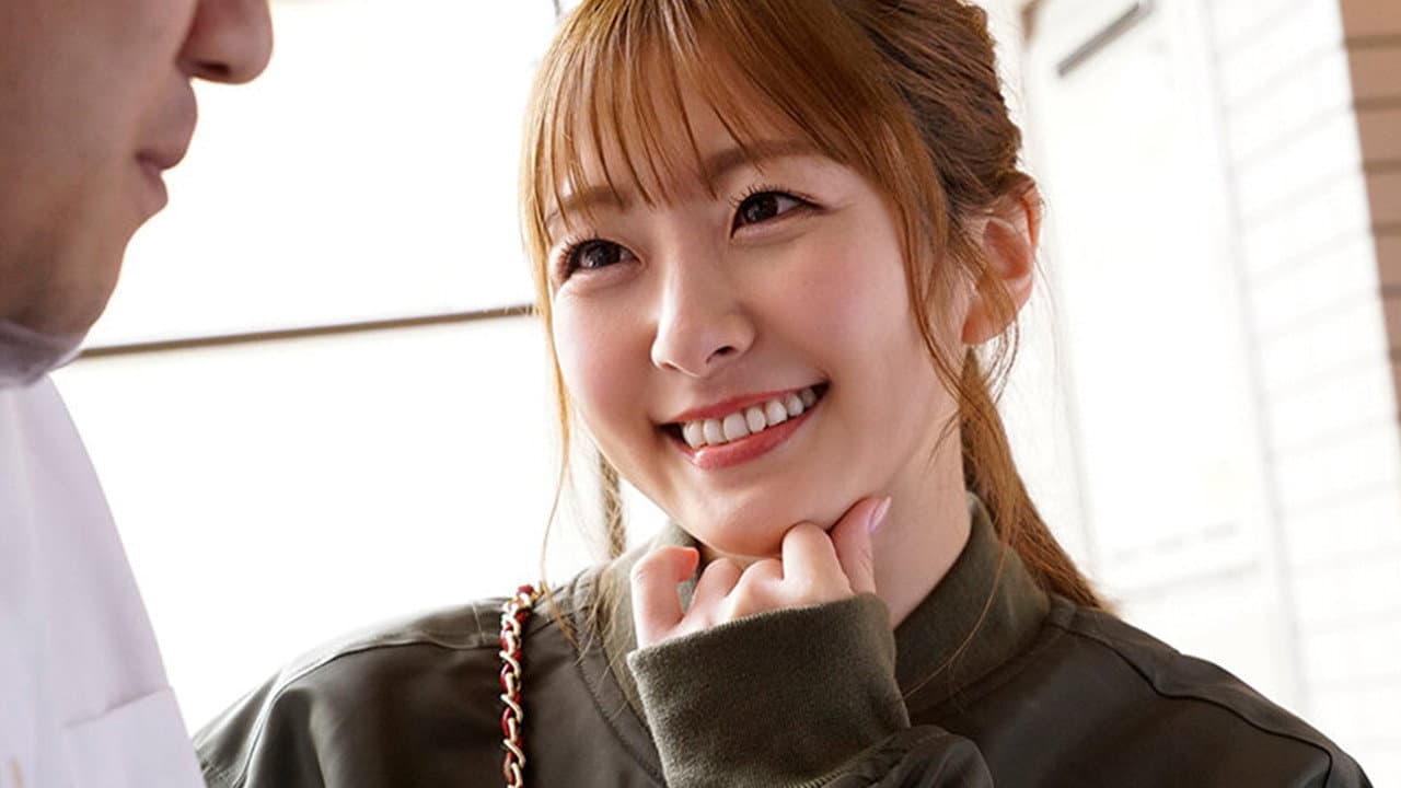 ついに彼女と初体験できる!!って思ったら…隣のお姉さんに童貞を横取りされて…12発くらい発射させられ…精子無くなっちゃった…。 青空ひかり パンティと写真付き