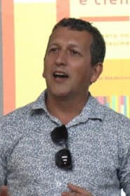 Adriano Medeiros
