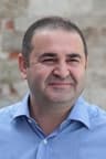 Şafak Sezer